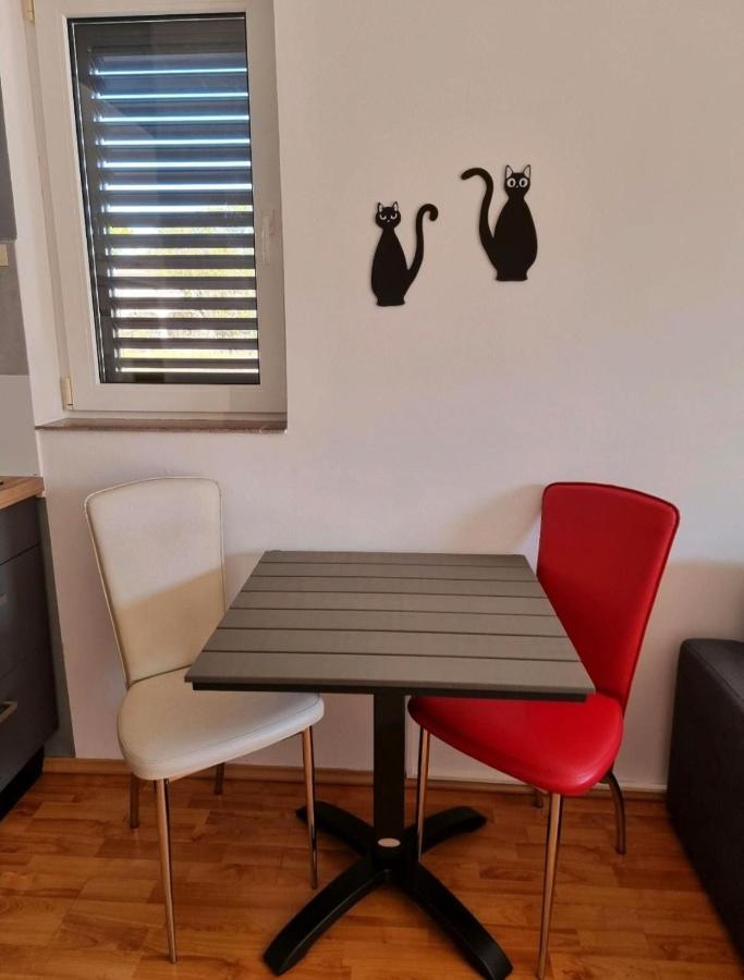 Frida Appartement Pula Buitenkant foto